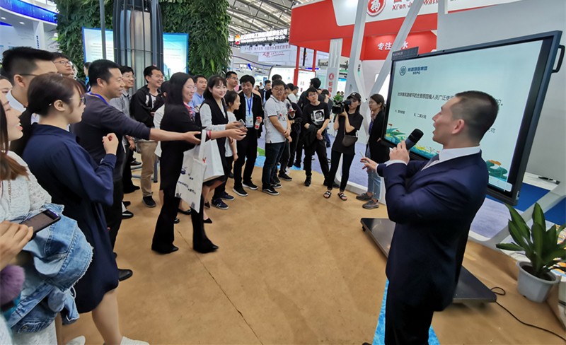 1557571396333473q2cq.jpg 現場答題活動_副本.jpg