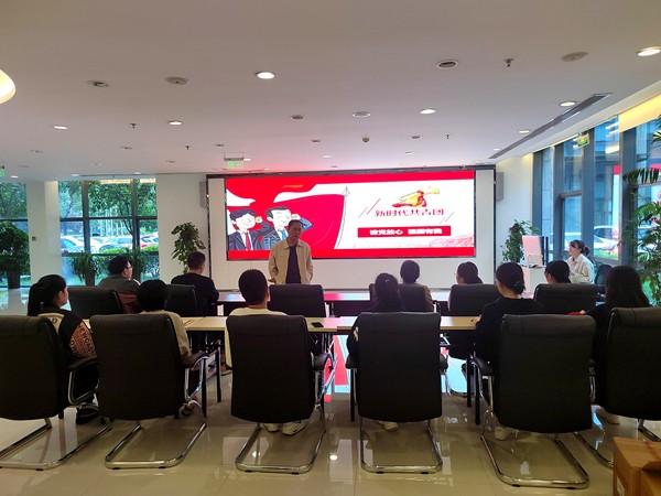 1632792010782042jPTp.jpg 智信公司開展“請黨放心 強國有我”主題團日活動_副本.jpg