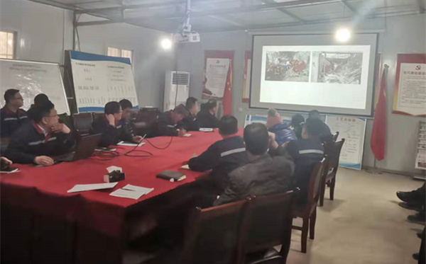 1644539757867051ORJB.jpg 秦楓公司組織安全專題會議部署復工復產安全生產工作_副本.jpg