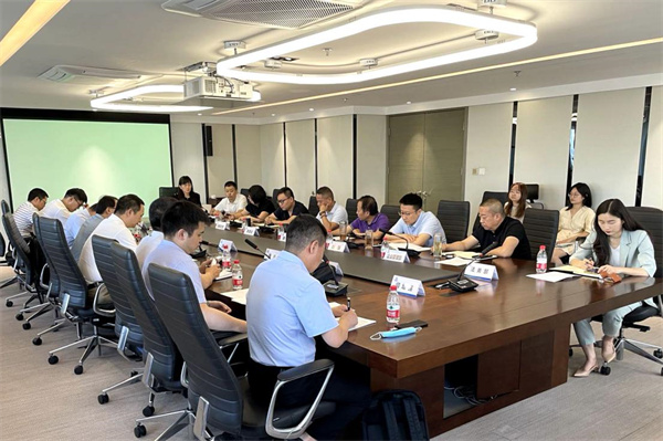 1655345995427898aKVE.jpg 陜西環(huán)保集團與西安正合再生能源有限責(zé)任公司交流座談.jpg