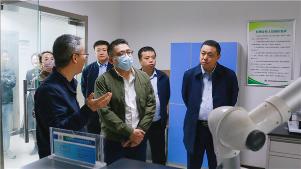 1666927491255150I5dZ.png 陜西環保集團領導到監測公司調研實驗室建設情況.png